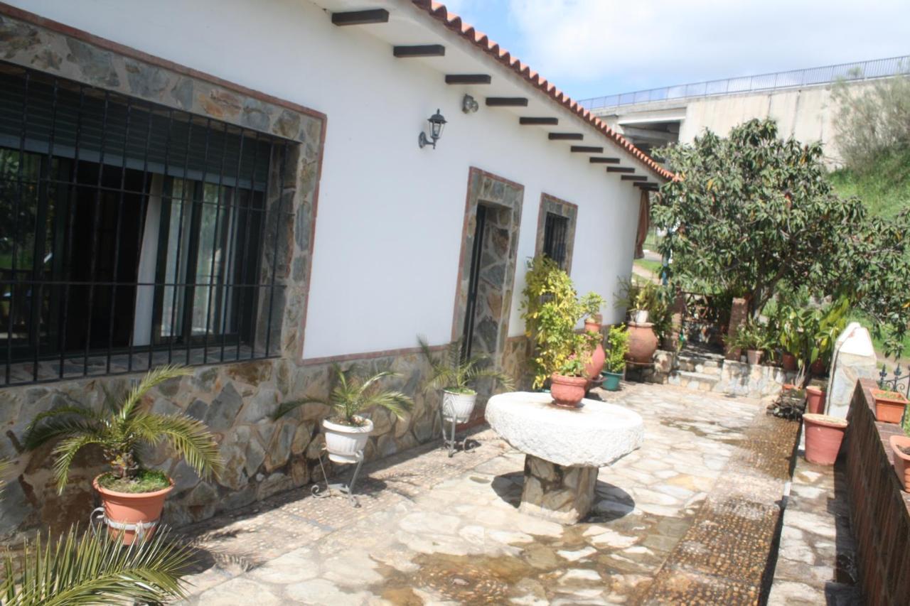 El Sitio De Su Recreo Villa Jerez De Los Caballeros Exteriör bild