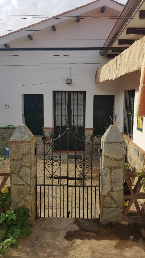 El Sitio De Su Recreo Villa Jerez De Los Caballeros Exteriör bild